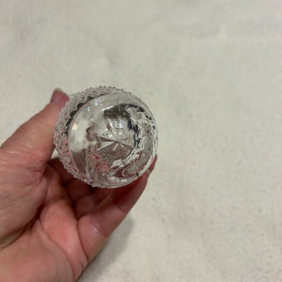 Waterford Glass Limited 4" vase. Made in Republic of Ireland. Weighs 6.8 oz. (91 - Picture 7 of 7